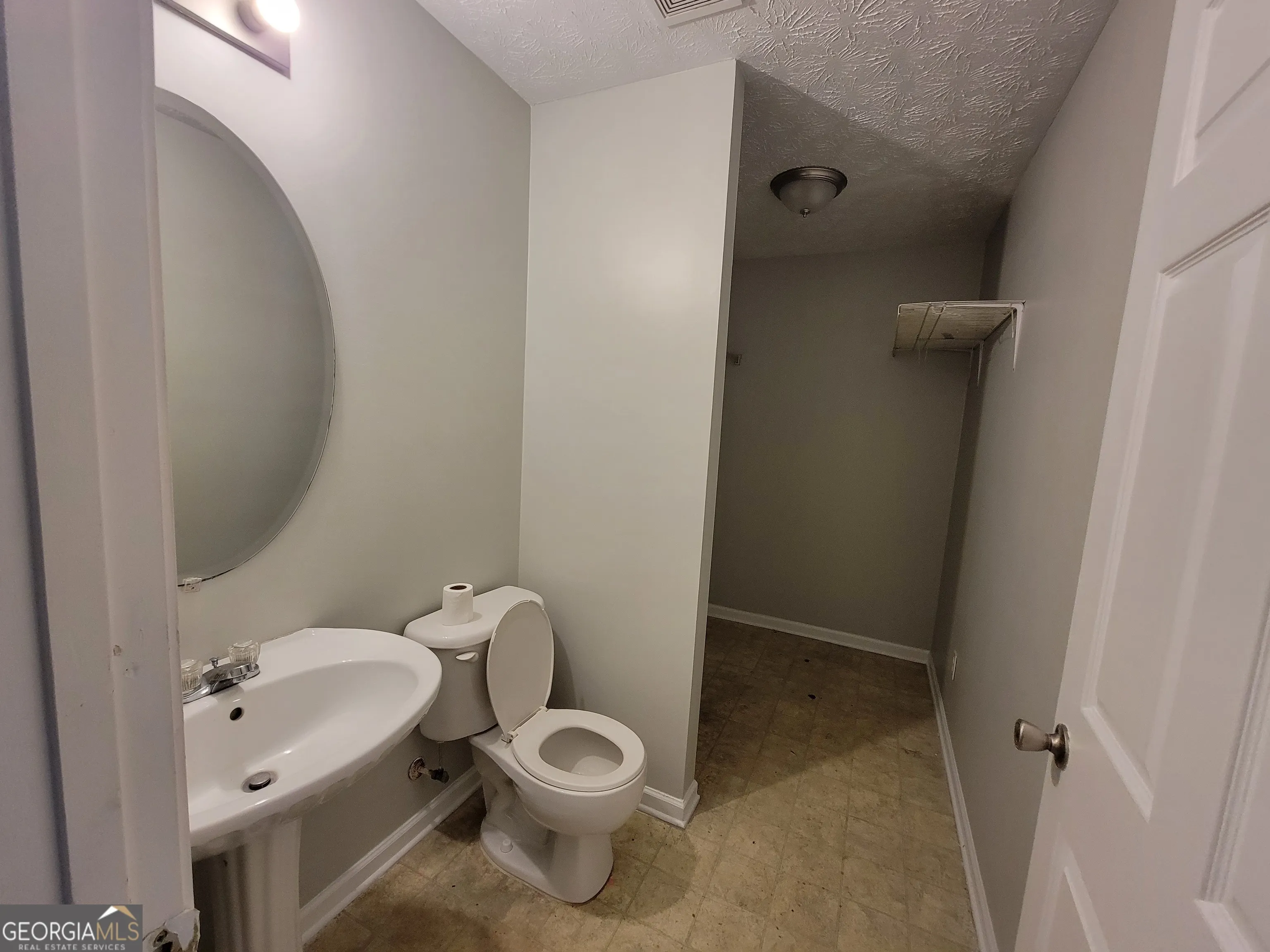 4107 Shining Armor Drive