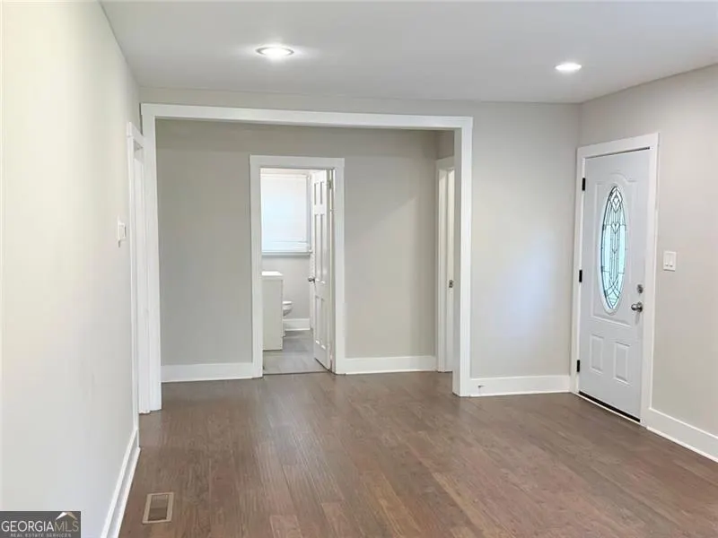 2025 Venetian Drive