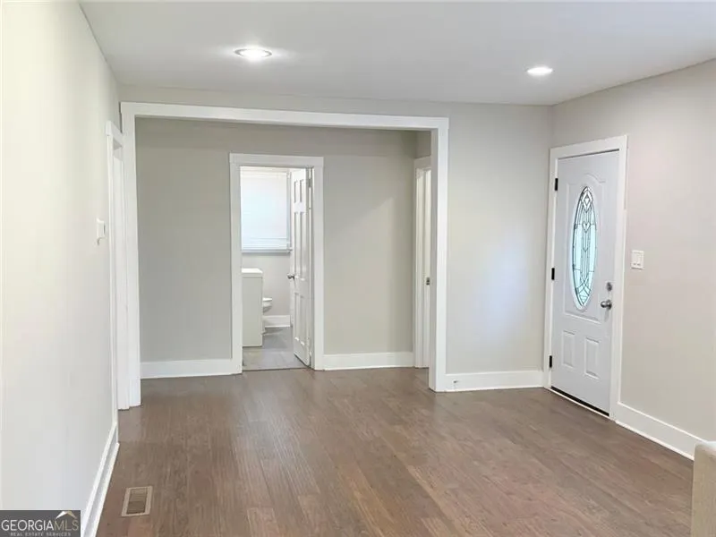 2025 Venetian Drive