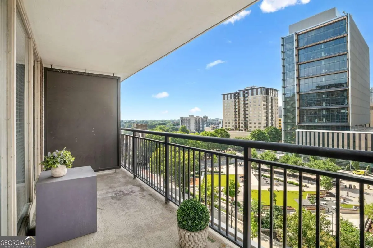 911 620 Peachtree Street NE, #911