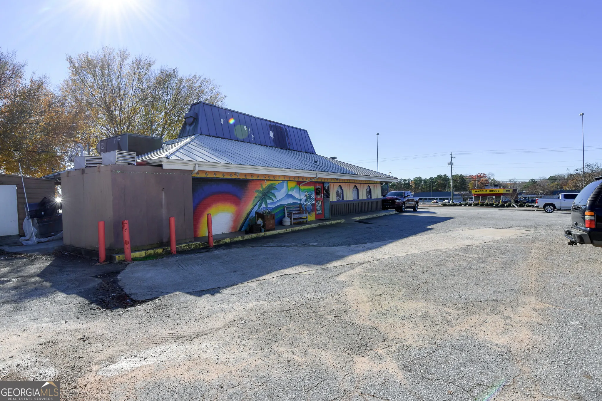 1082 Highway 19 N