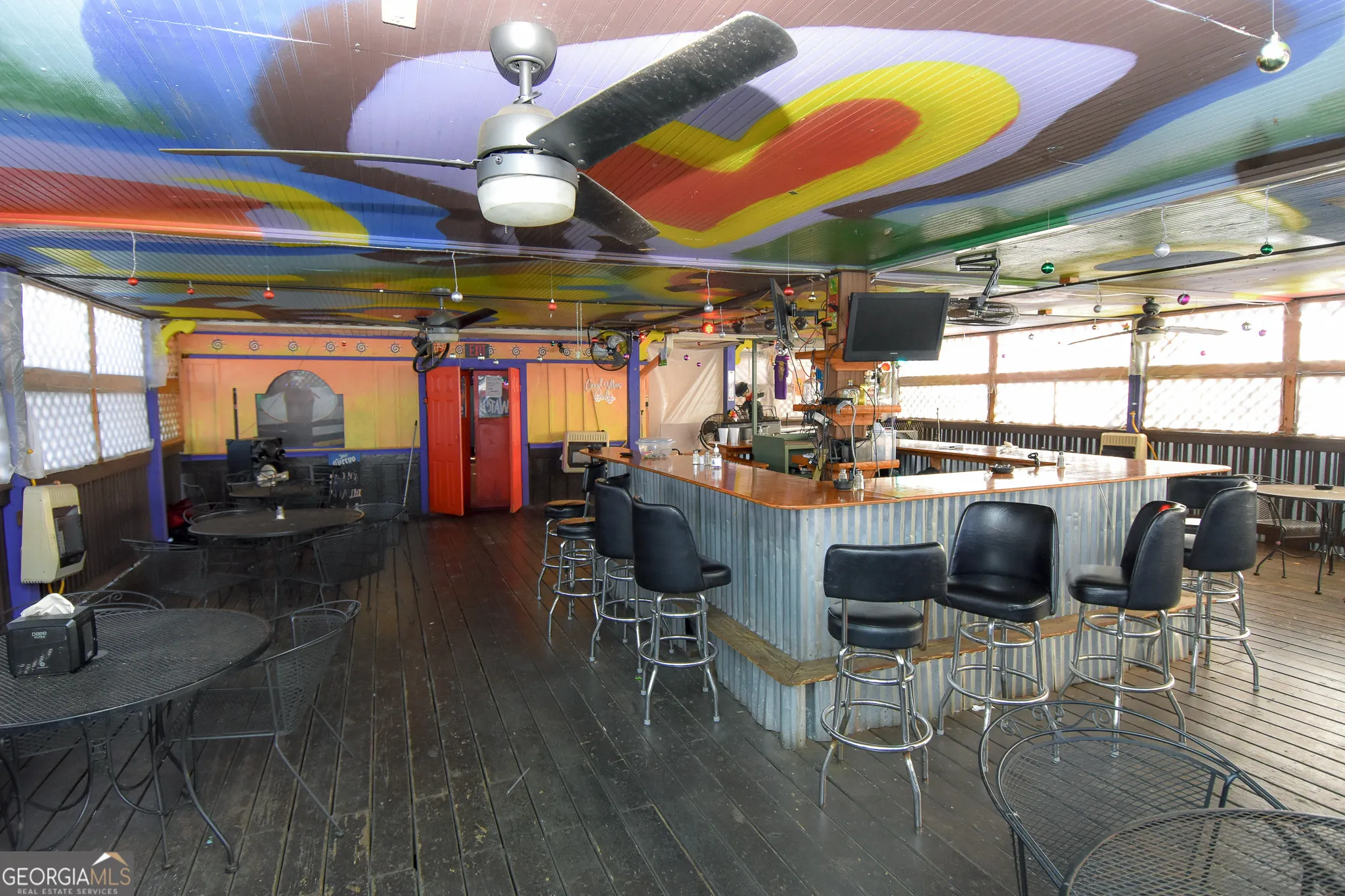 1082 Highway 19 N