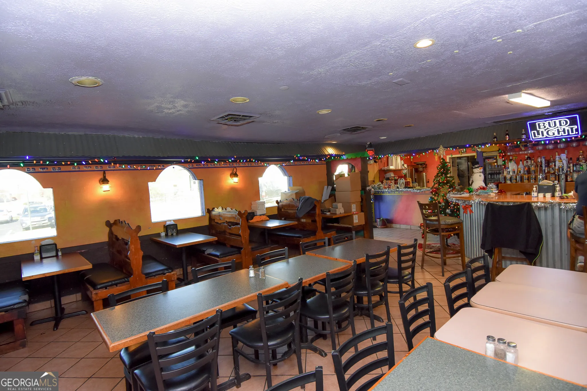 1082 Highway 19 N