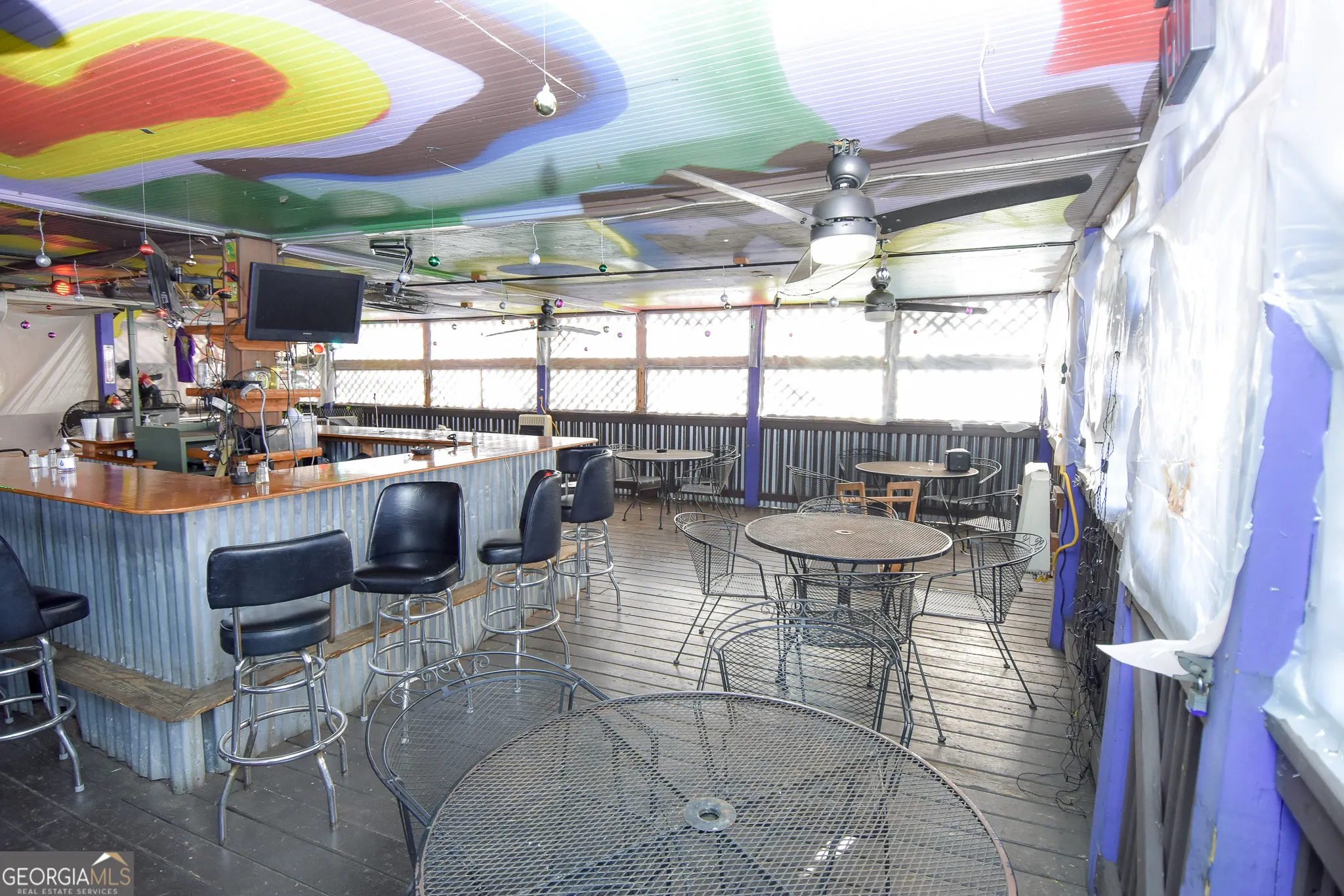 1082 Highway 19 N