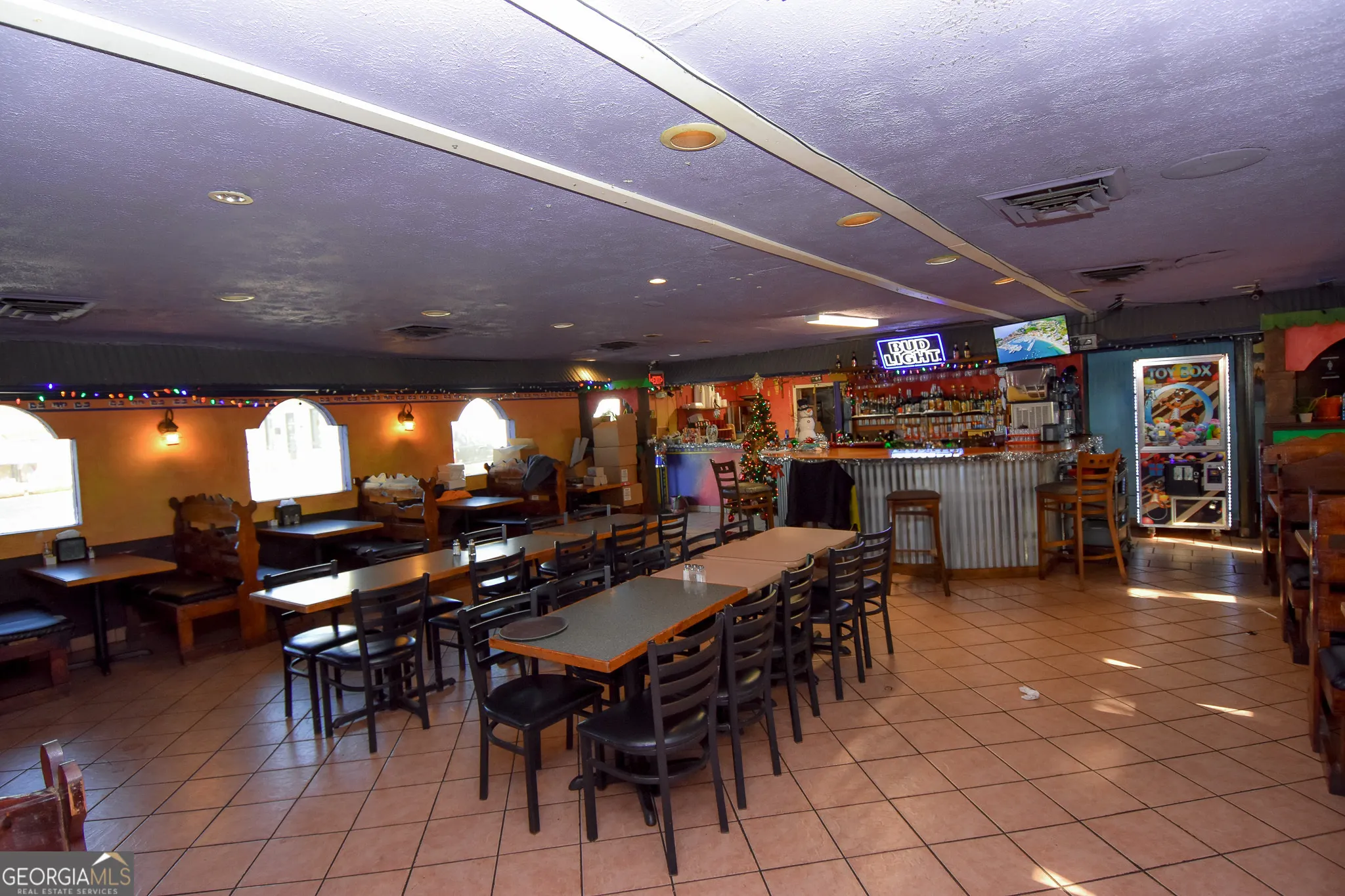 1082 Highway 19 N