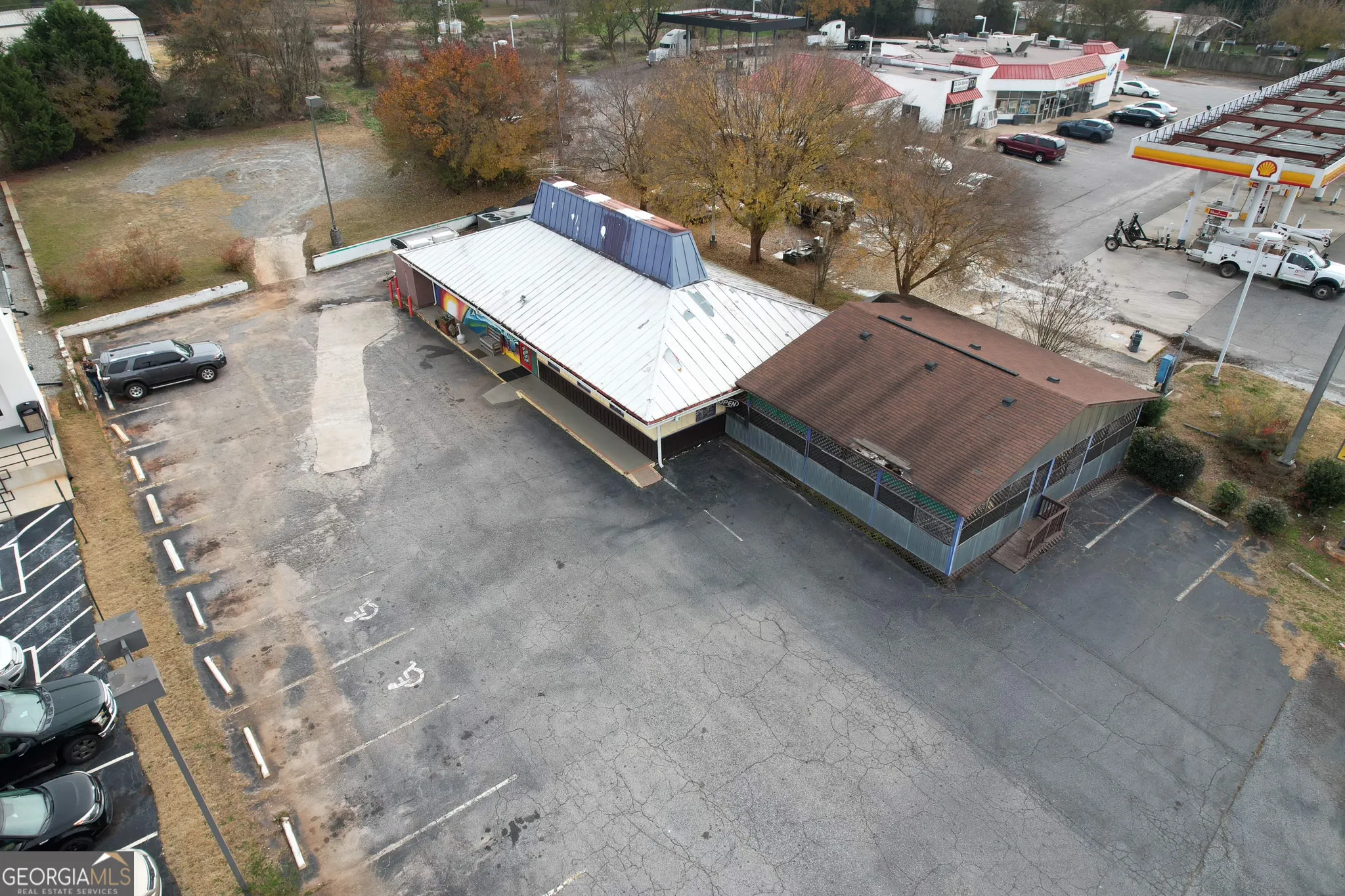 1082 Highway 19 N