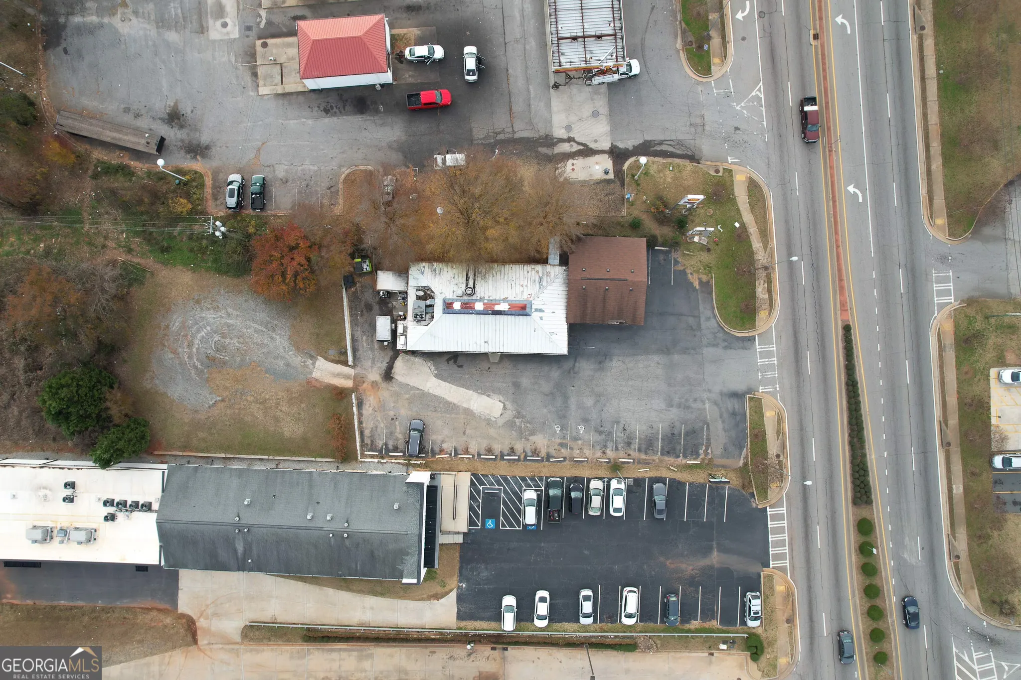 1082 Highway 19 N