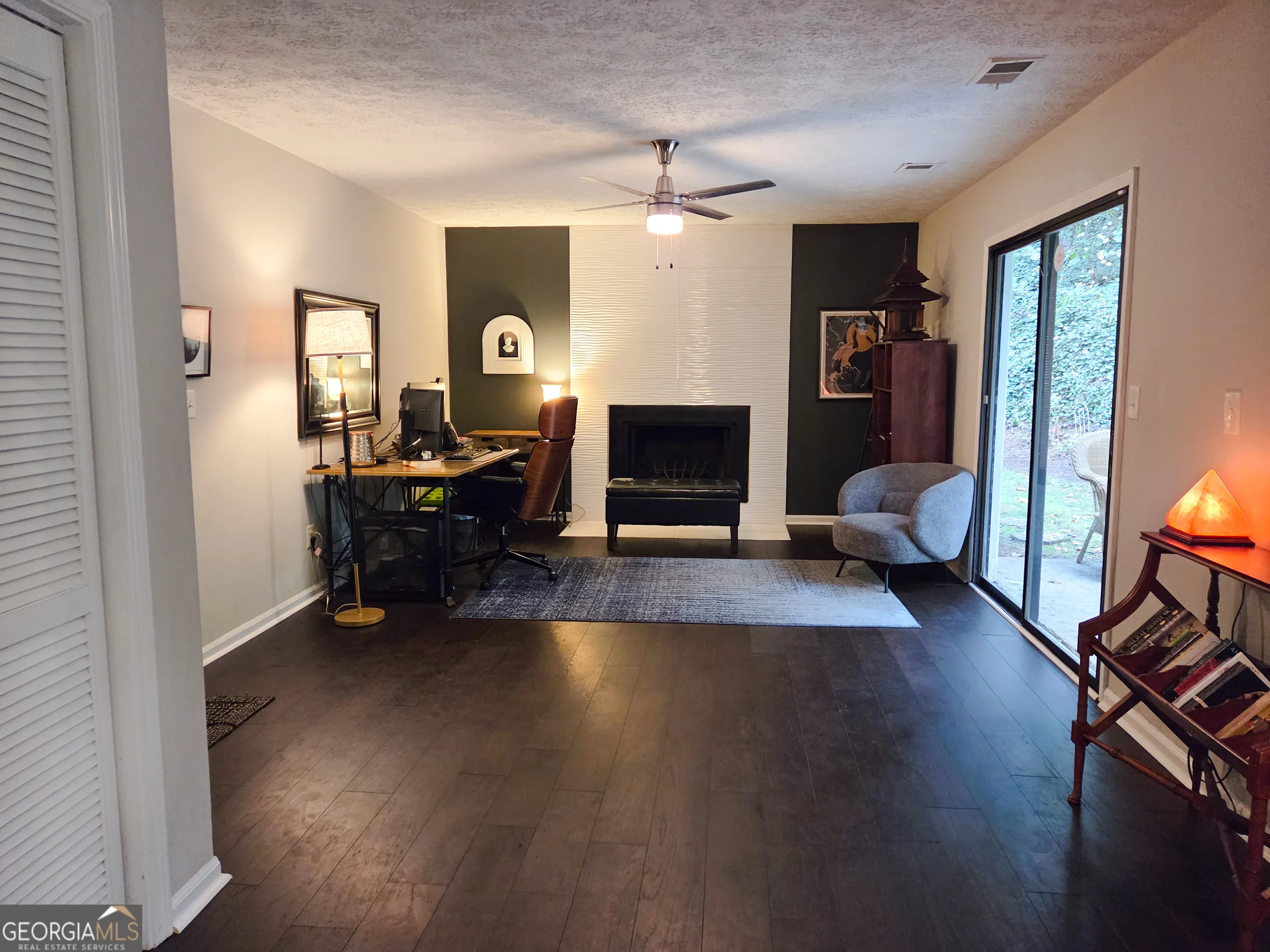2388 Black Oak Drive