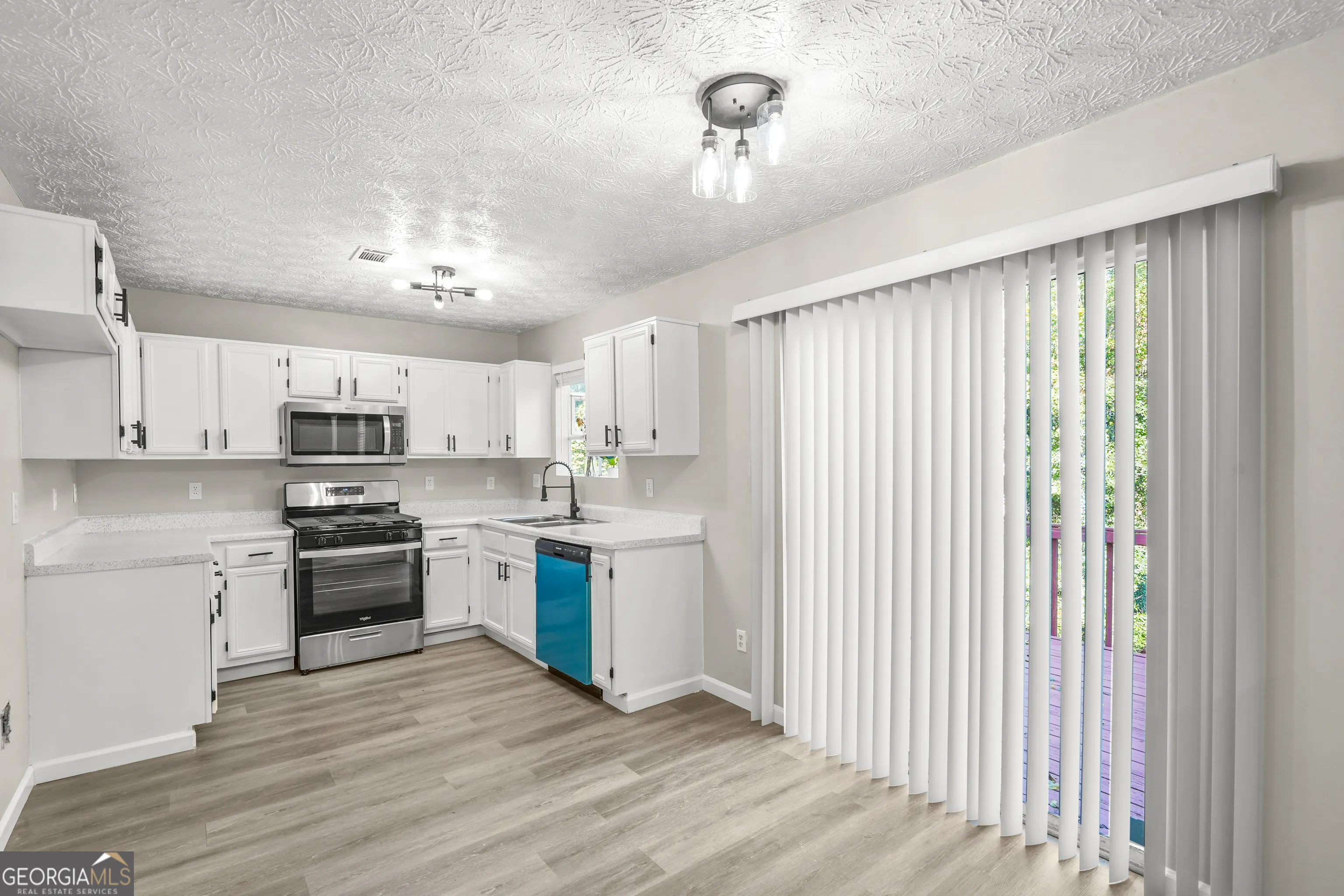 826 Shore Drive