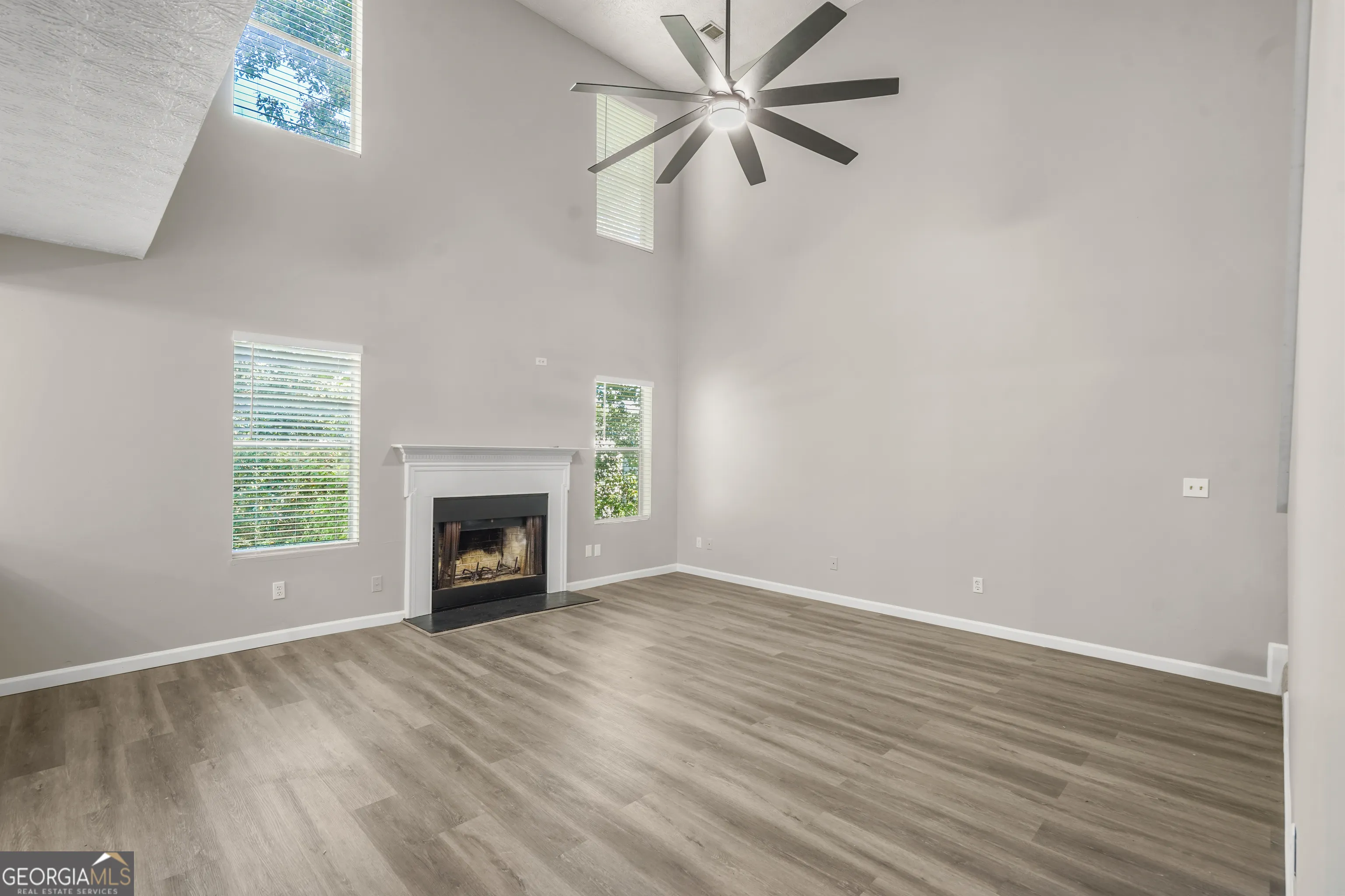 826 Shore Drive