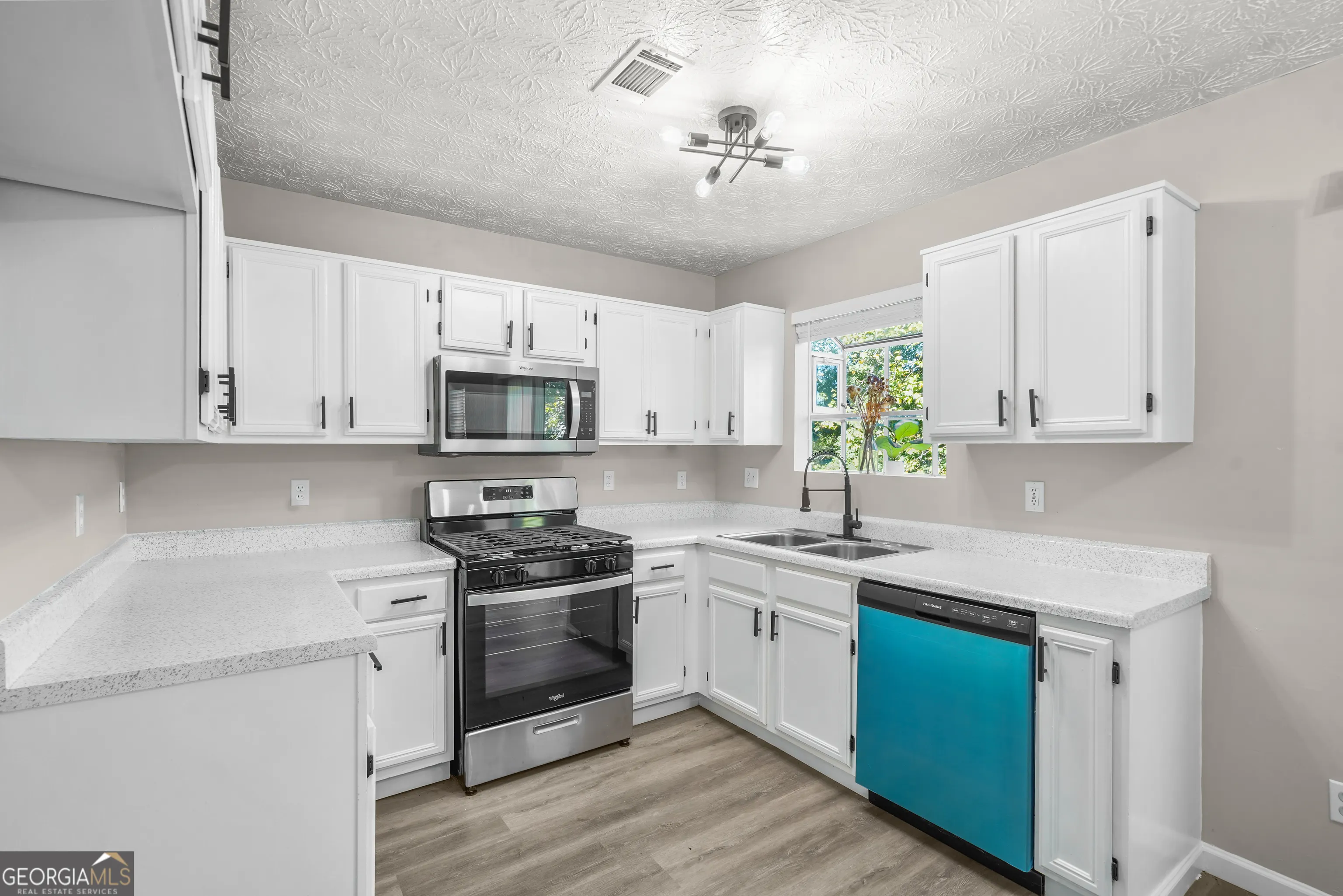 826 Shore Drive