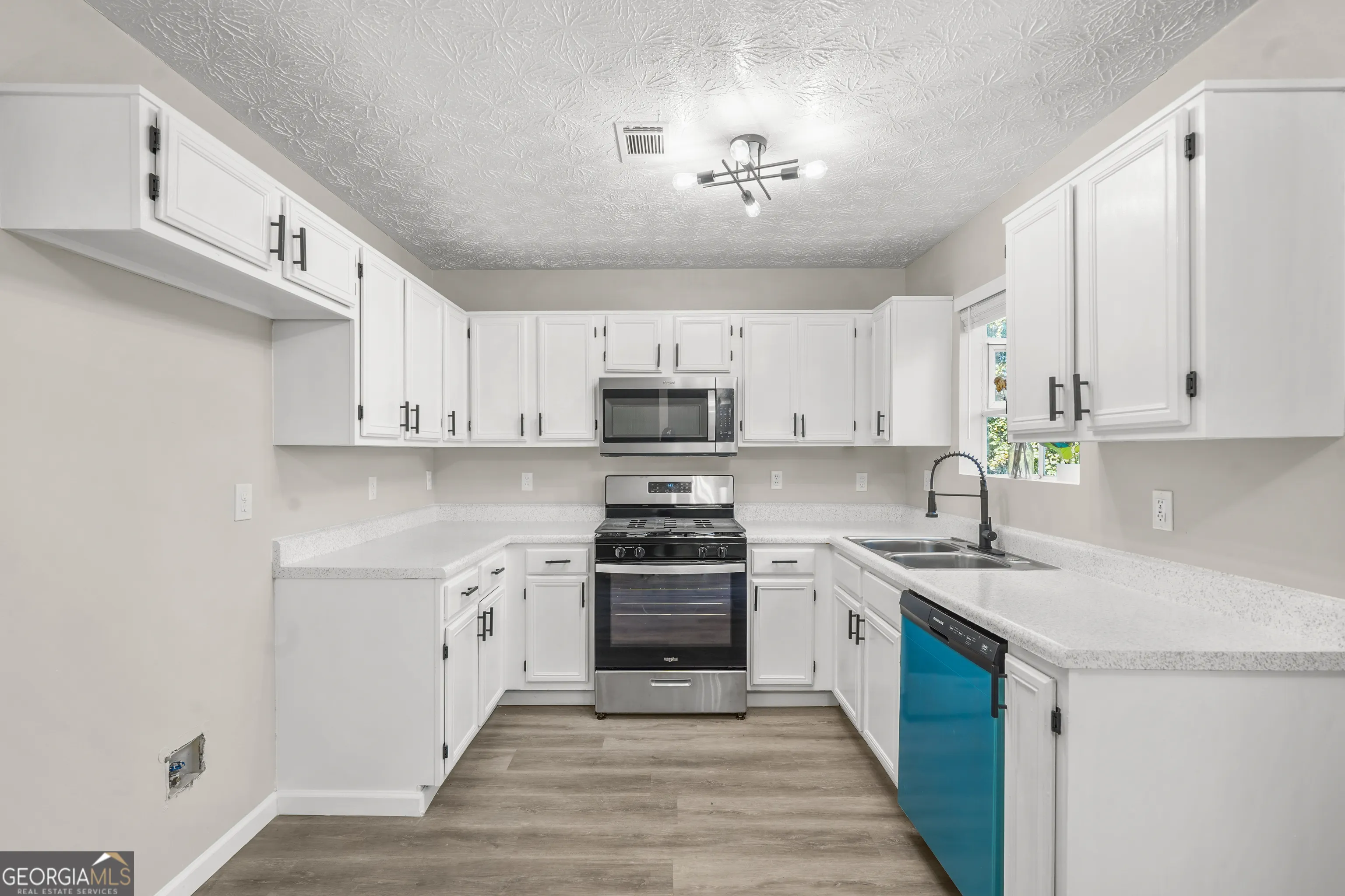826 Shore Drive