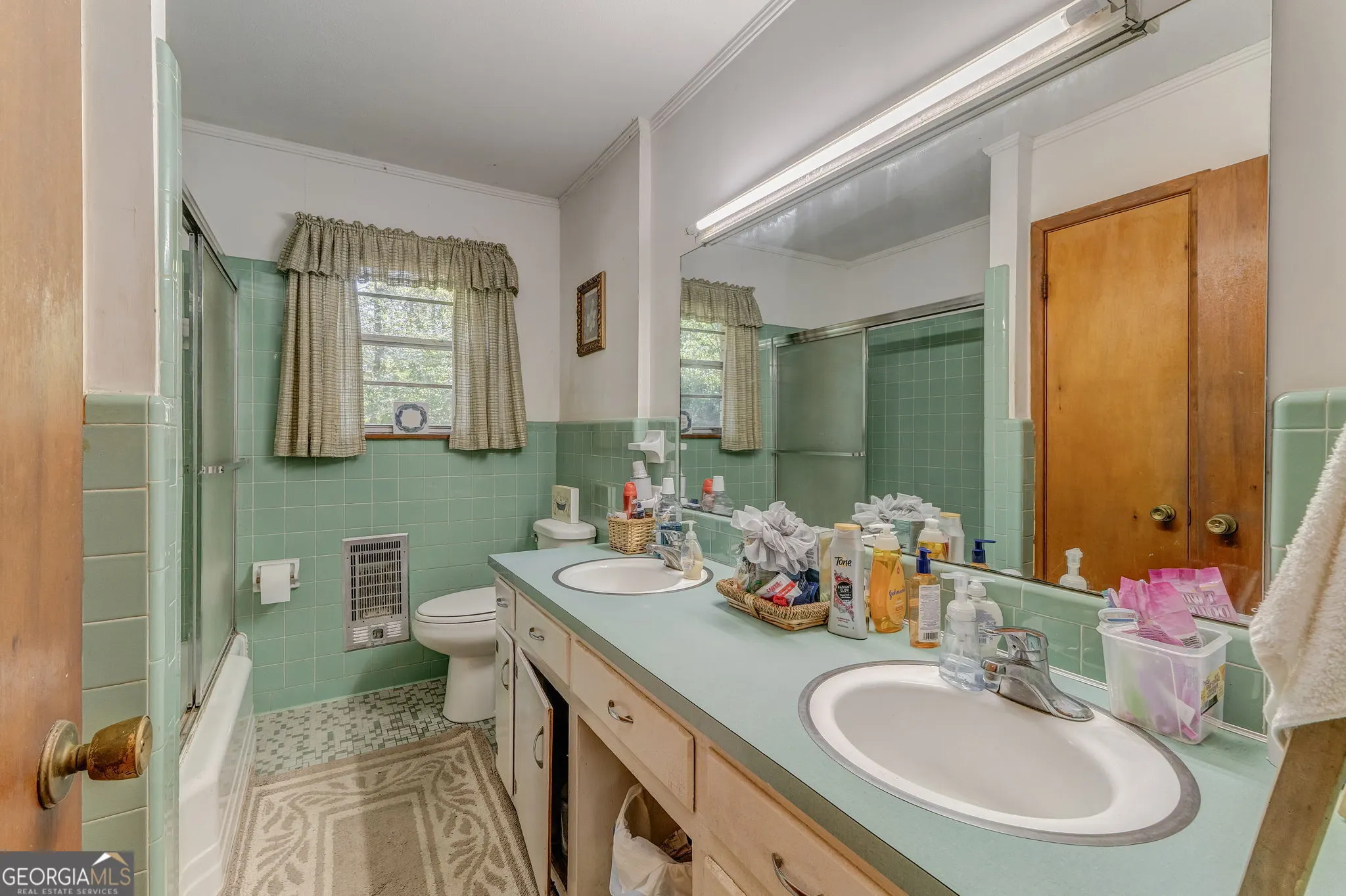 220 Red Horse Road