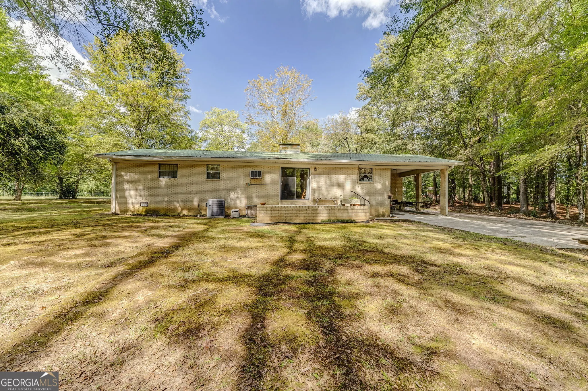 220 Red Horse Road