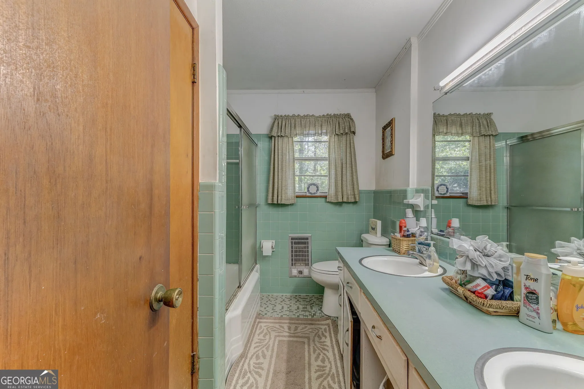 220 Red Horse Road