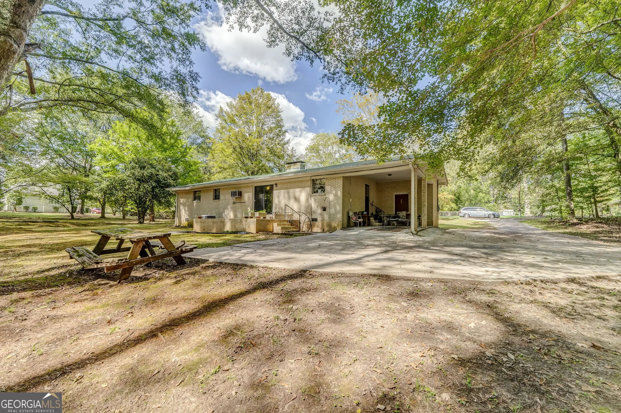 220 Red Horse Road