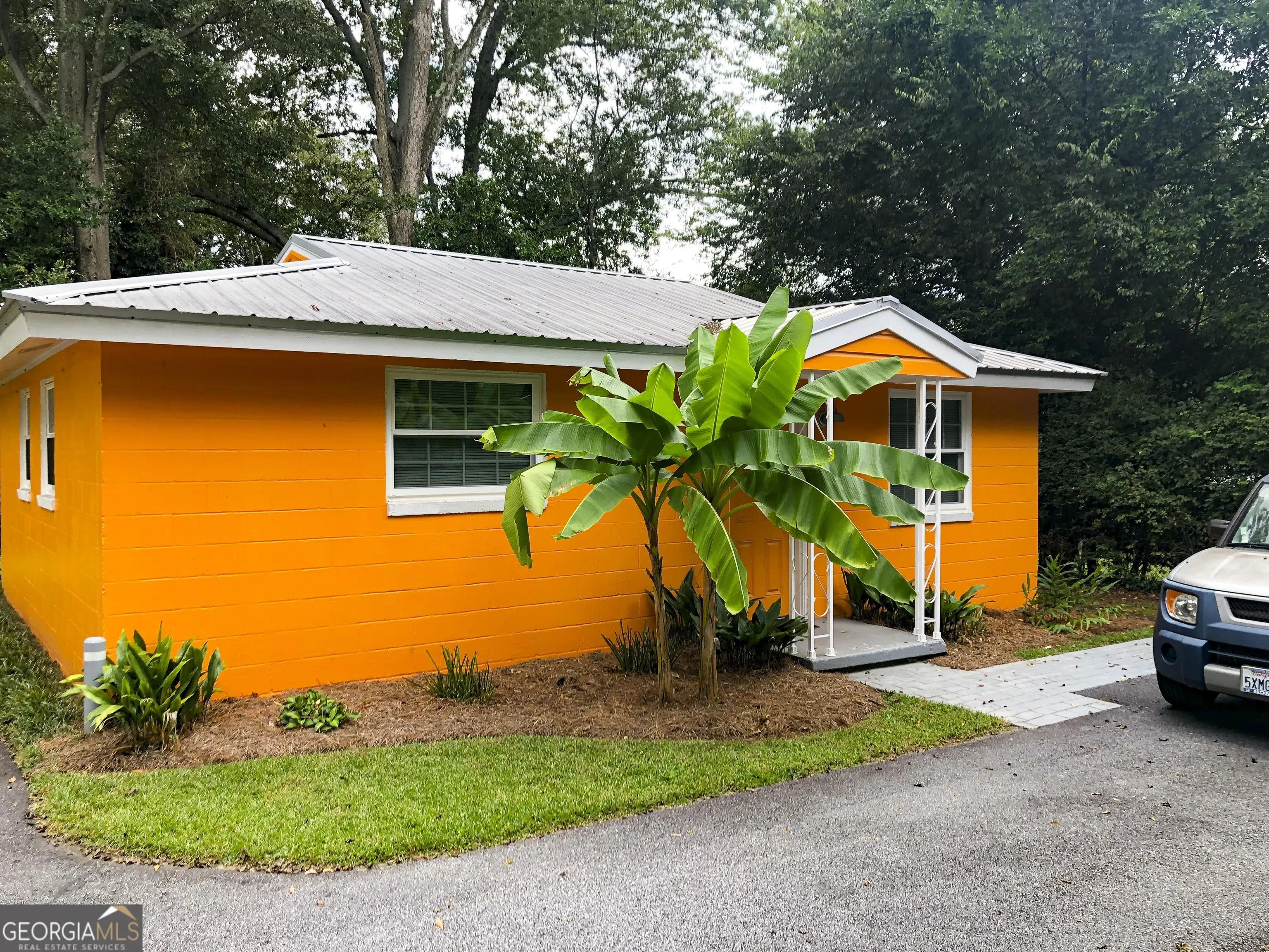 559 Pulaski Street