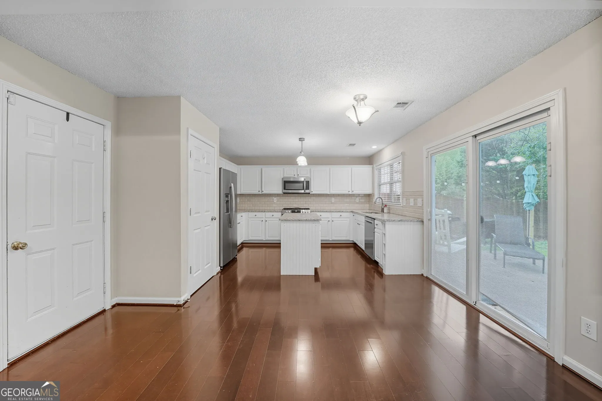 3418 Chastain Glen Lane