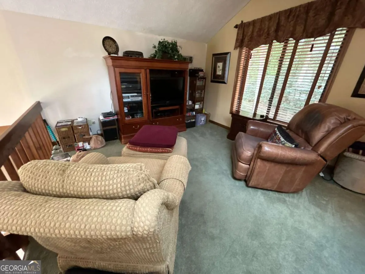 1042 Cedar Forest Court