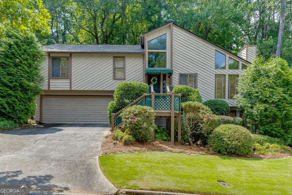 1042 Cedar Forest Court