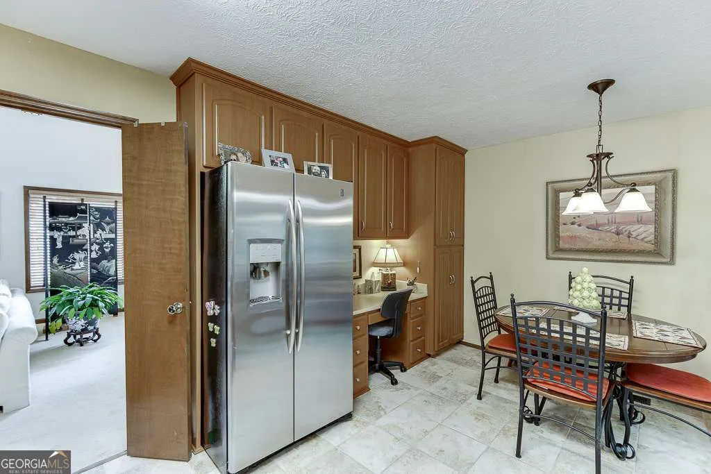 1042 Cedar Forest Court