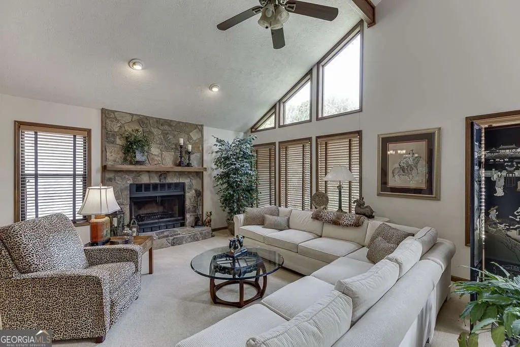 1042 Cedar Forest Court