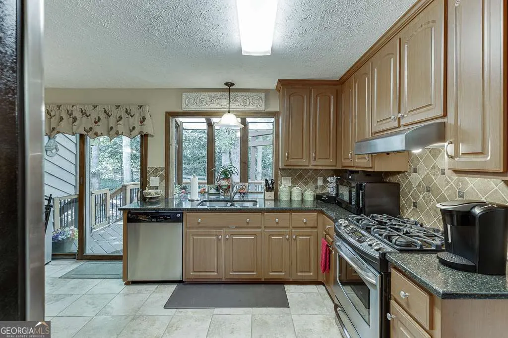 1042 Cedar Forest Court