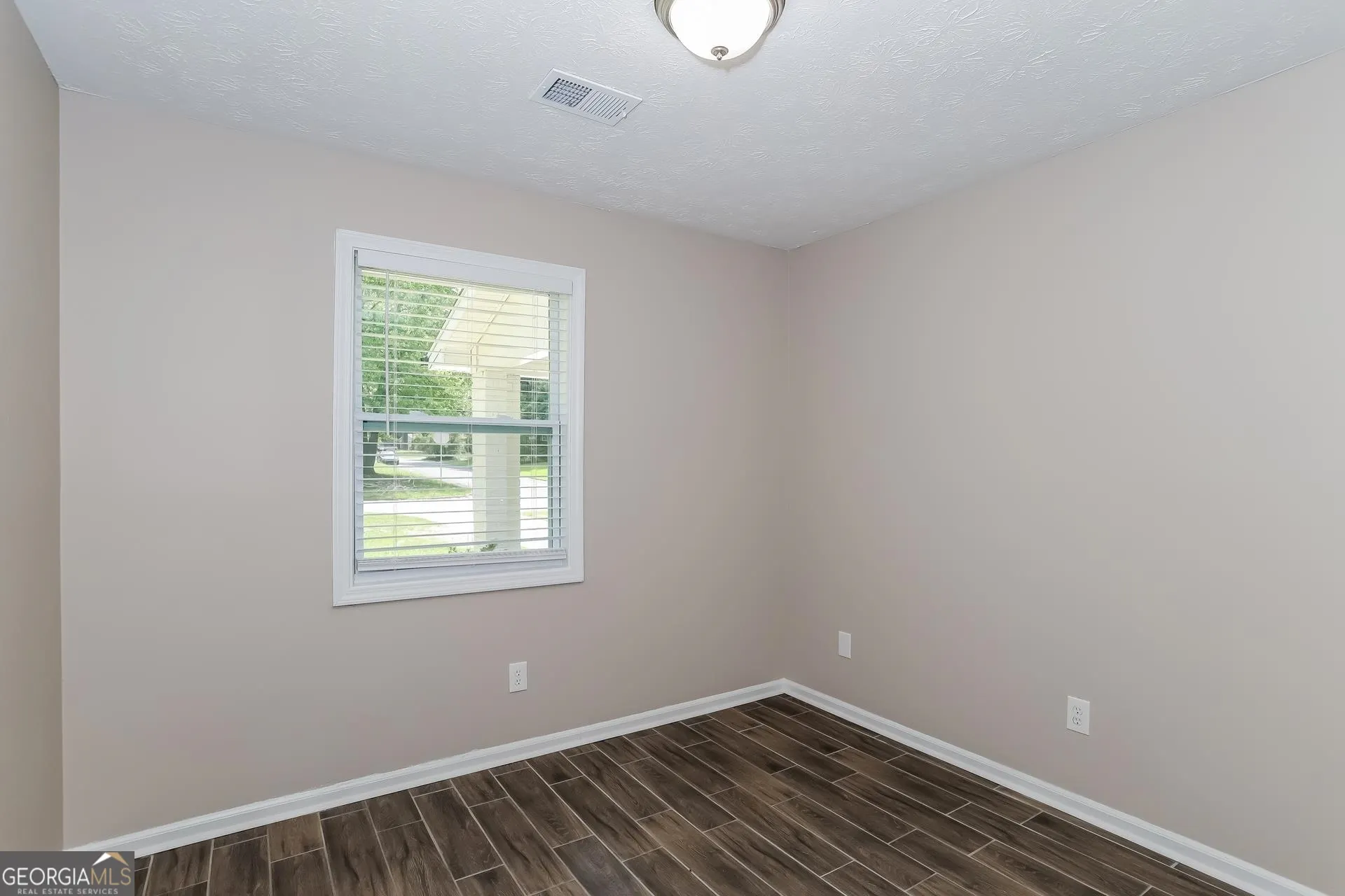 9073 Woodgreen Way