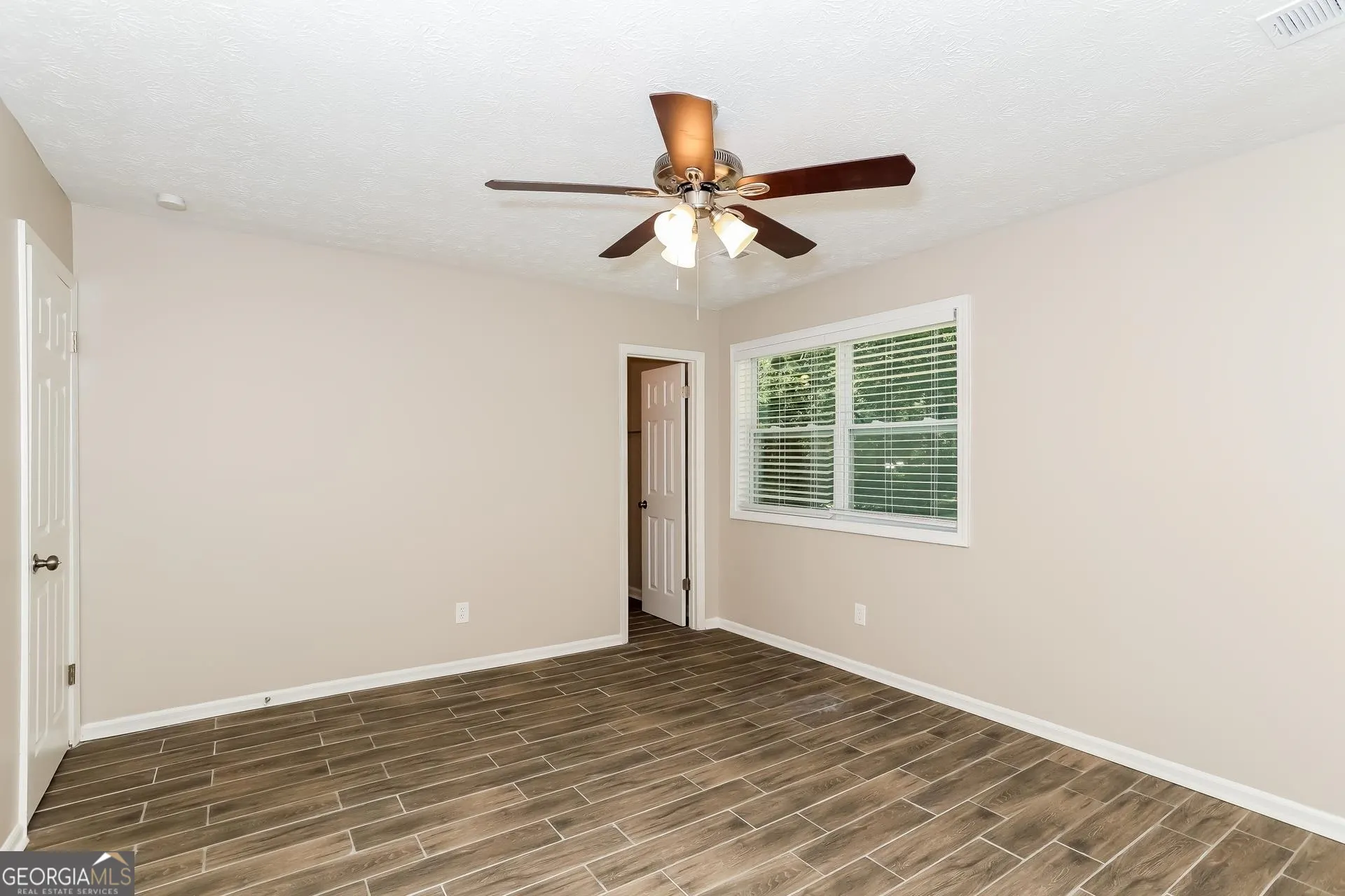 9073 Woodgreen Way