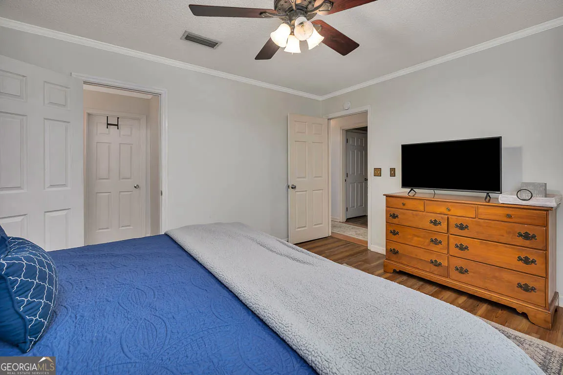 103 Travellers Way