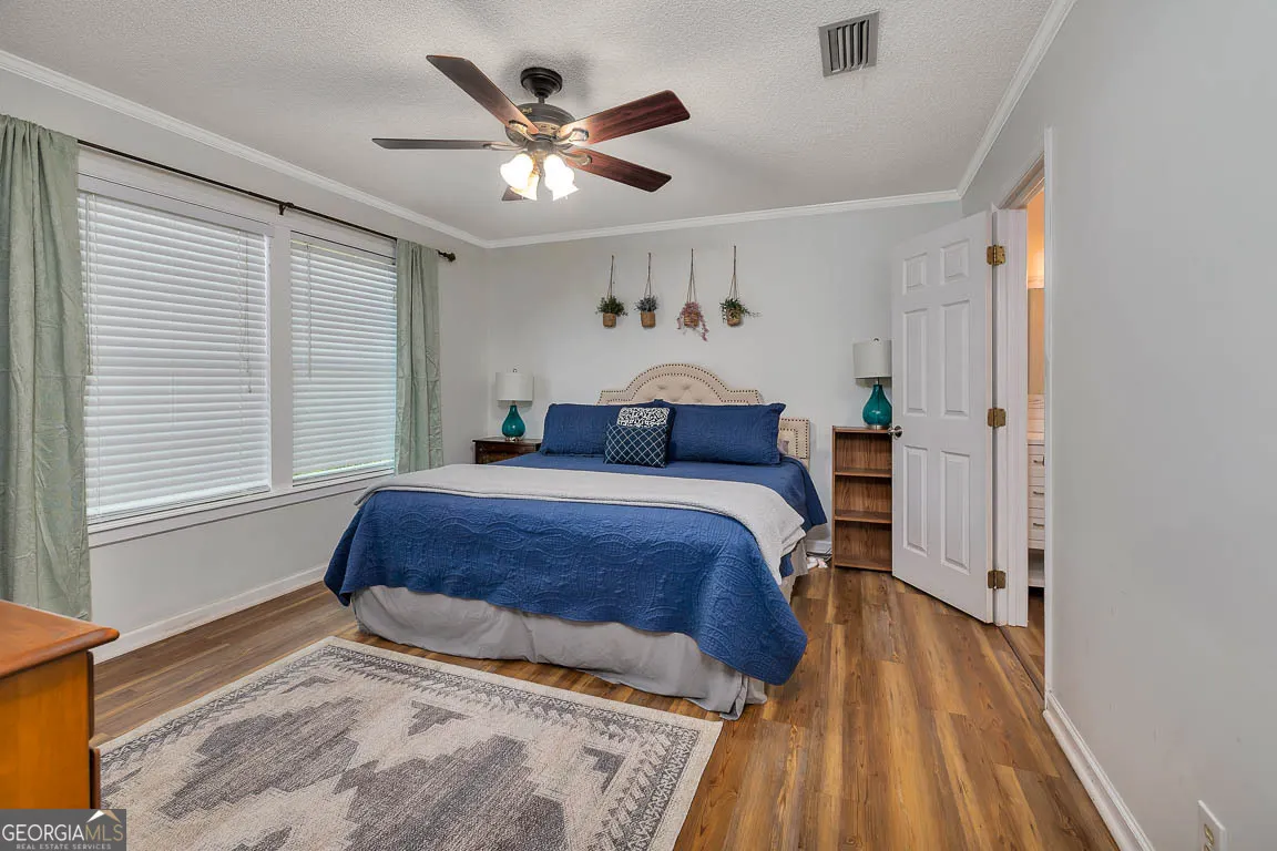 103 Travellers Way