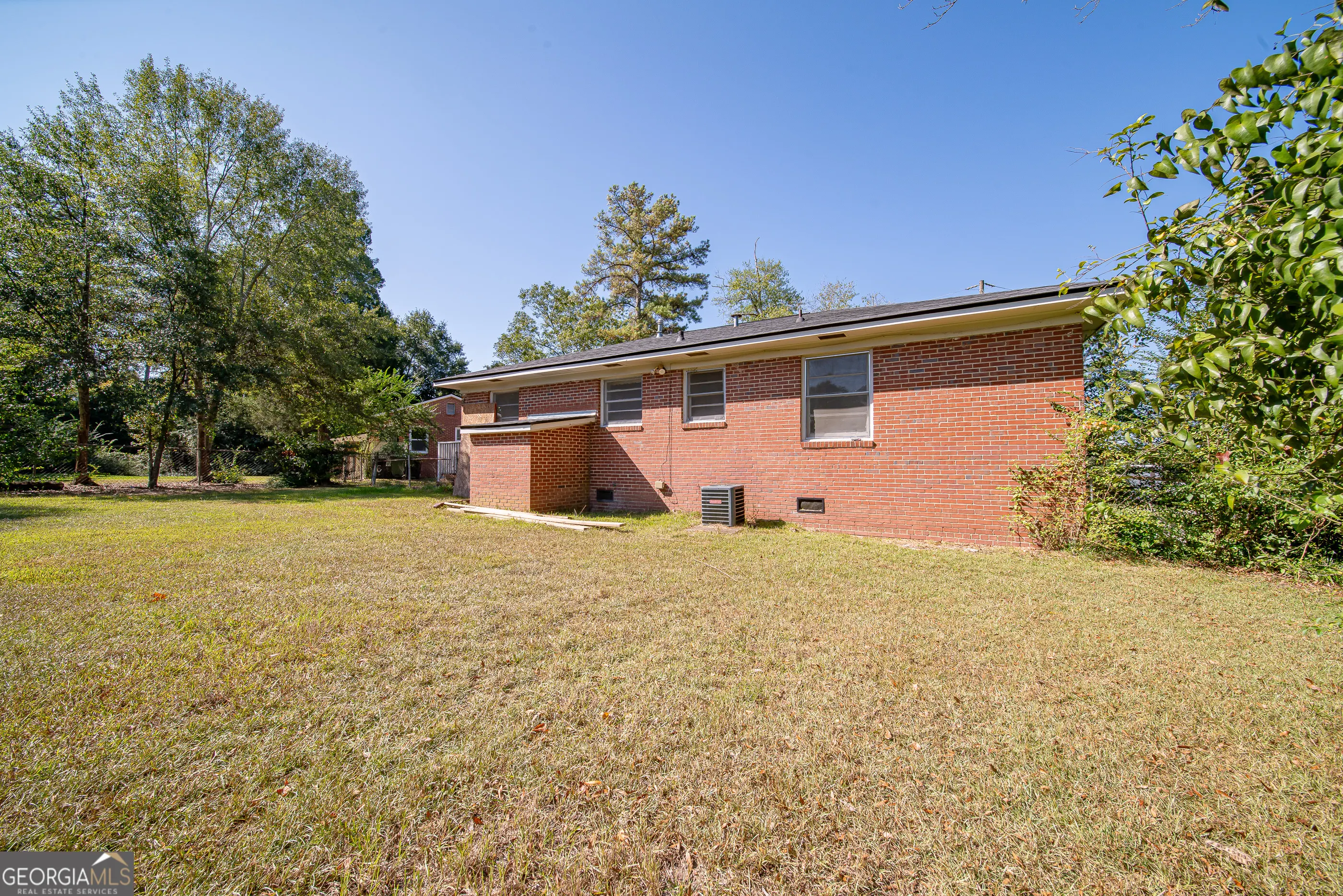960 Lake Rushin Drive
