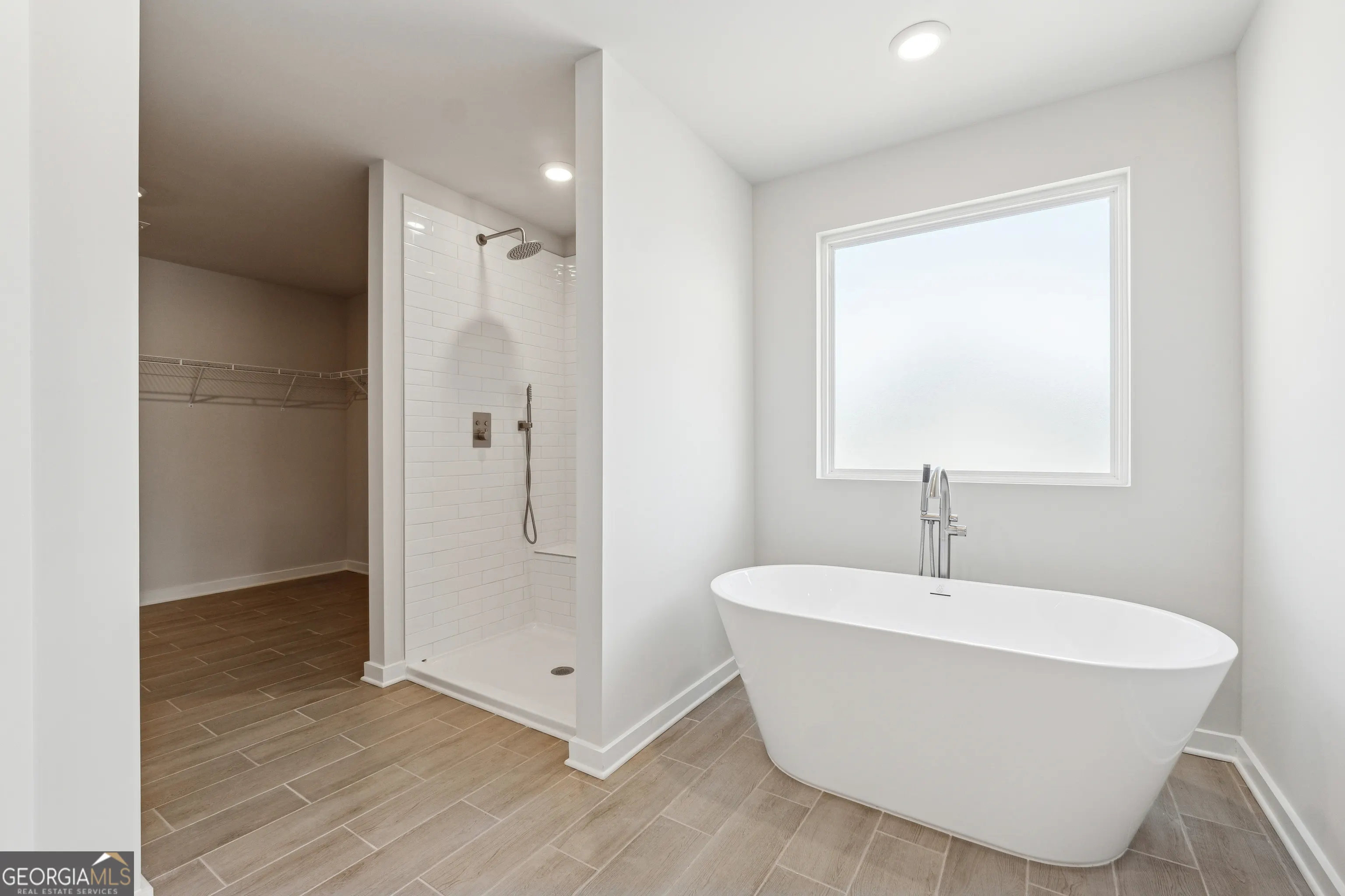 245 Orwell Drive, #0