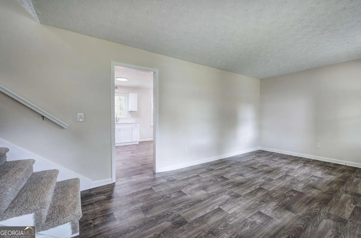 3524 Hopkins Way