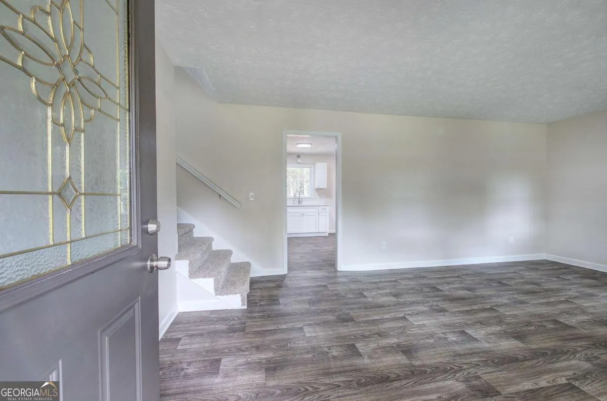3524 Hopkins Way