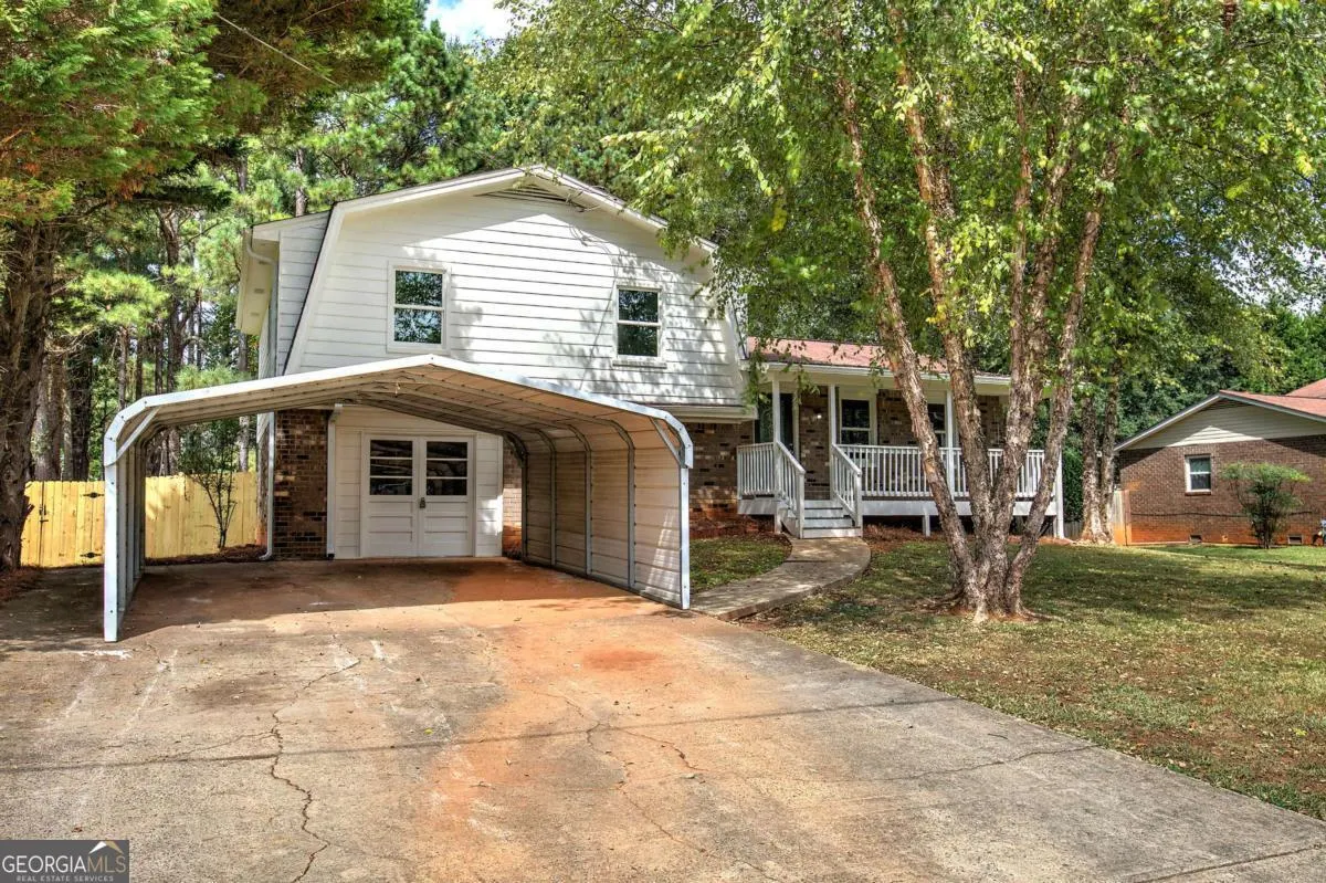 3524 Hopkins Way