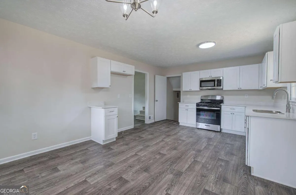 3524 Hopkins Way