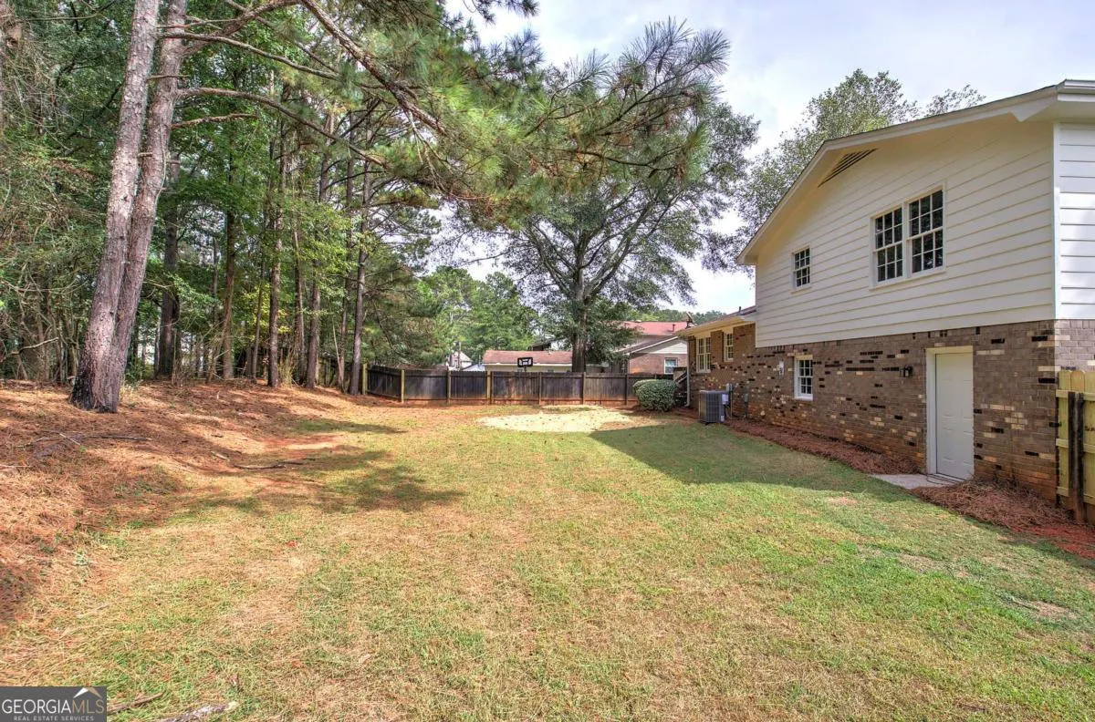 3524 Hopkins Way