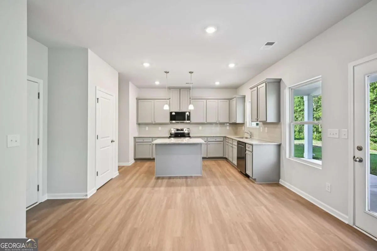 225 Cedar Wood Trace