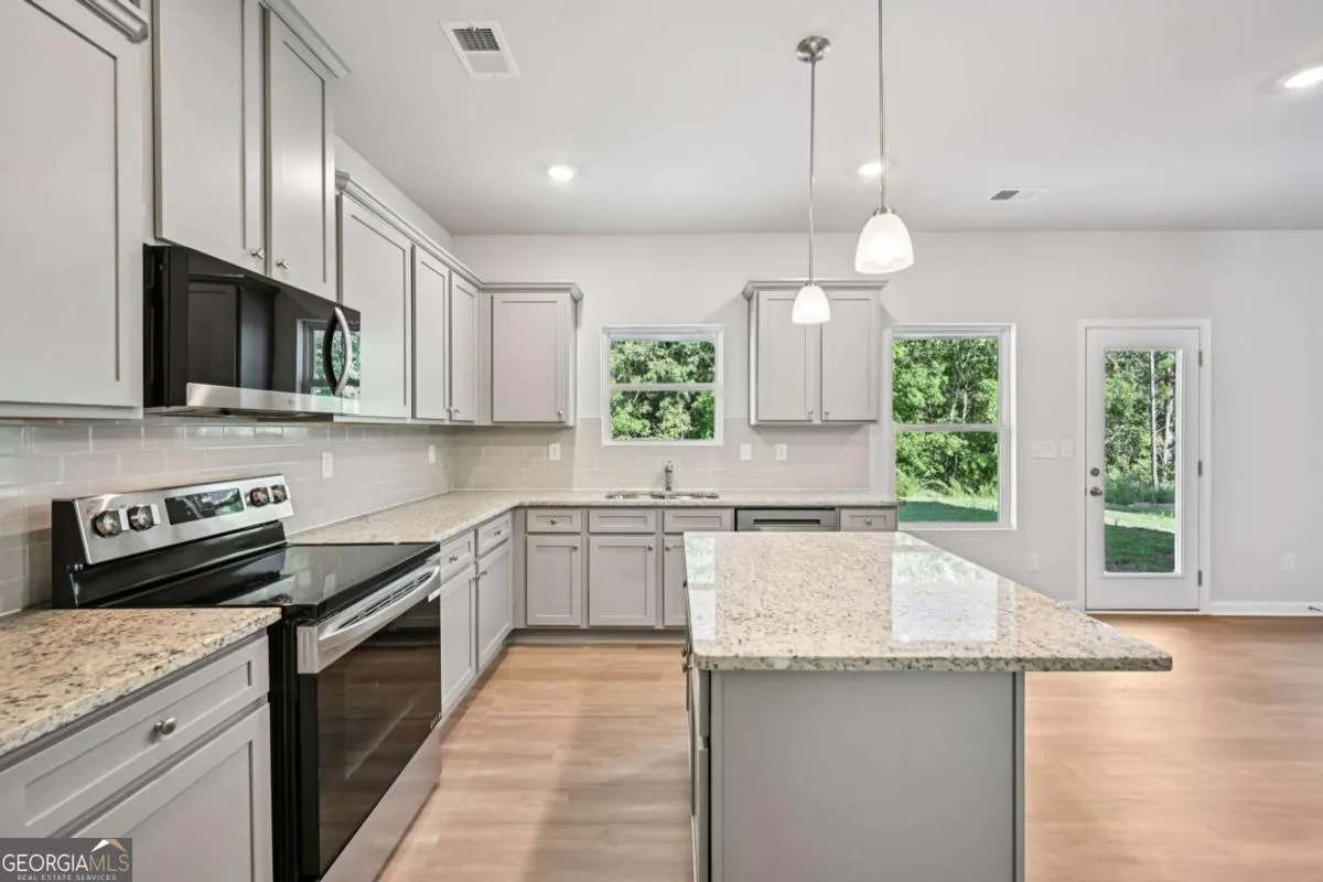 225 Cedar Wood Trace