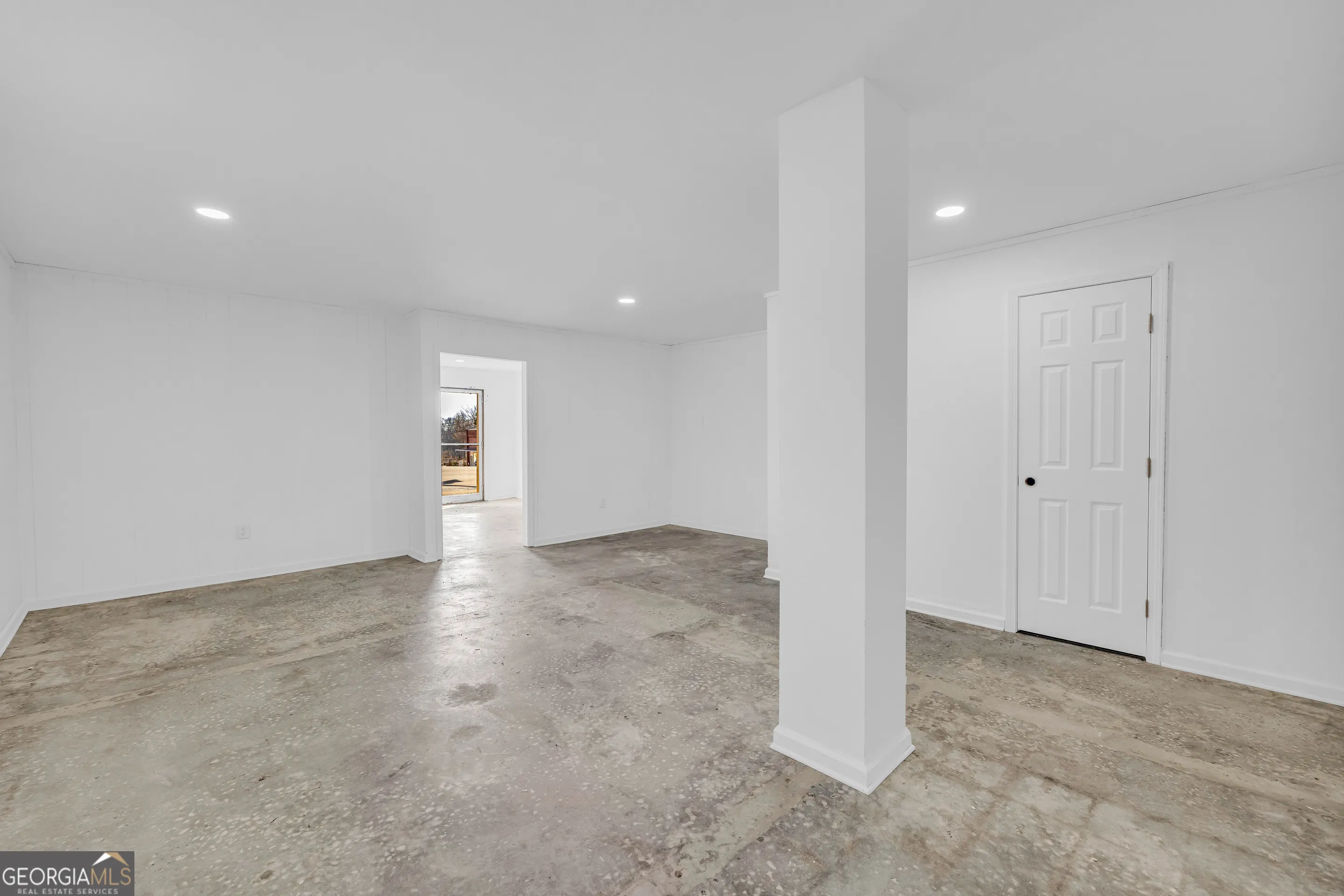 9563 Lavonia Road