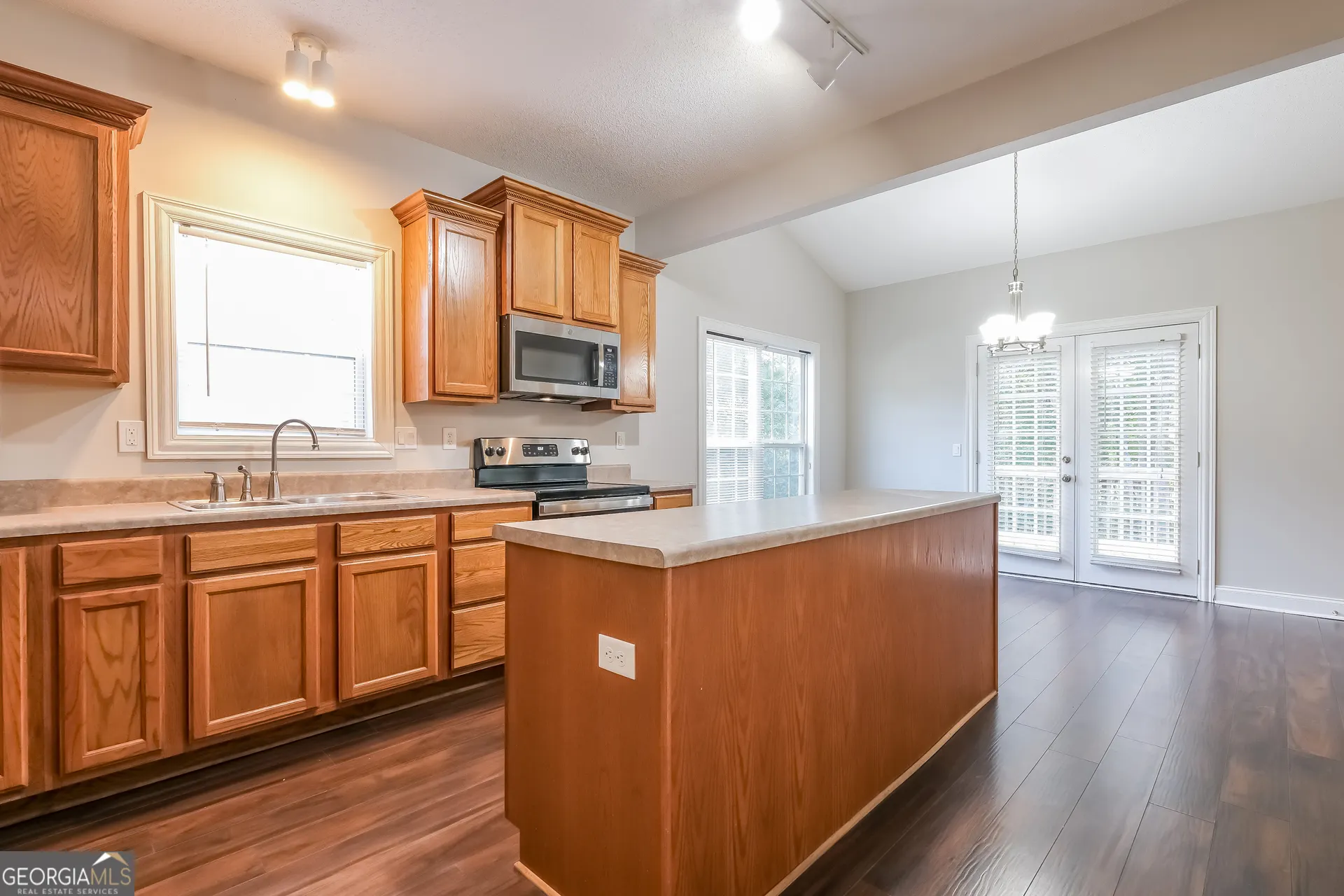 284 Ivey Lake Parkway