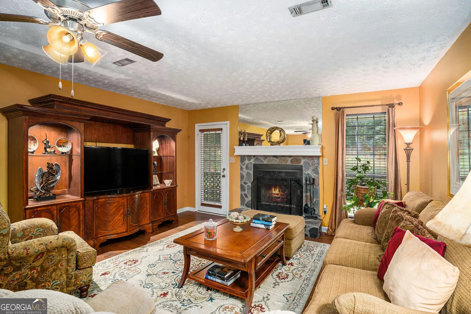 7583 Sunstone Drive