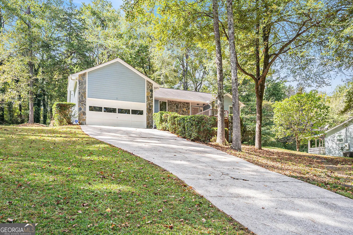 7583 Sunstone Drive