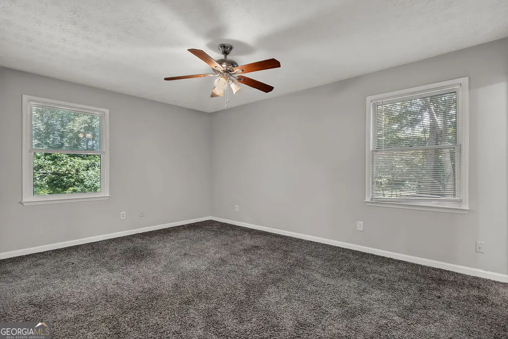 3189 Glen Hollow Drive