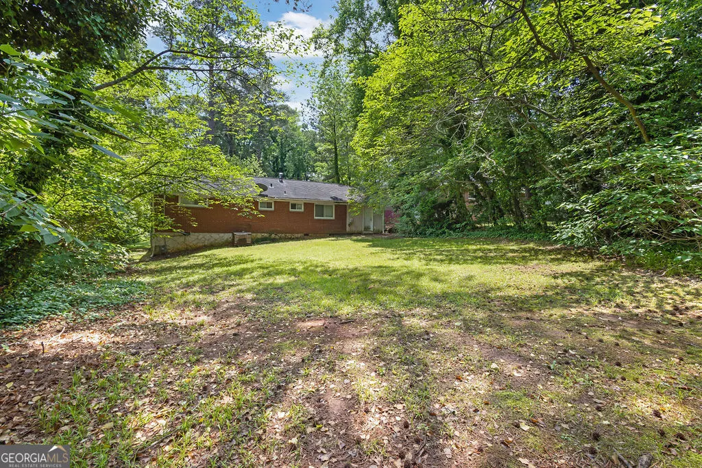 1911 Rosewood Road