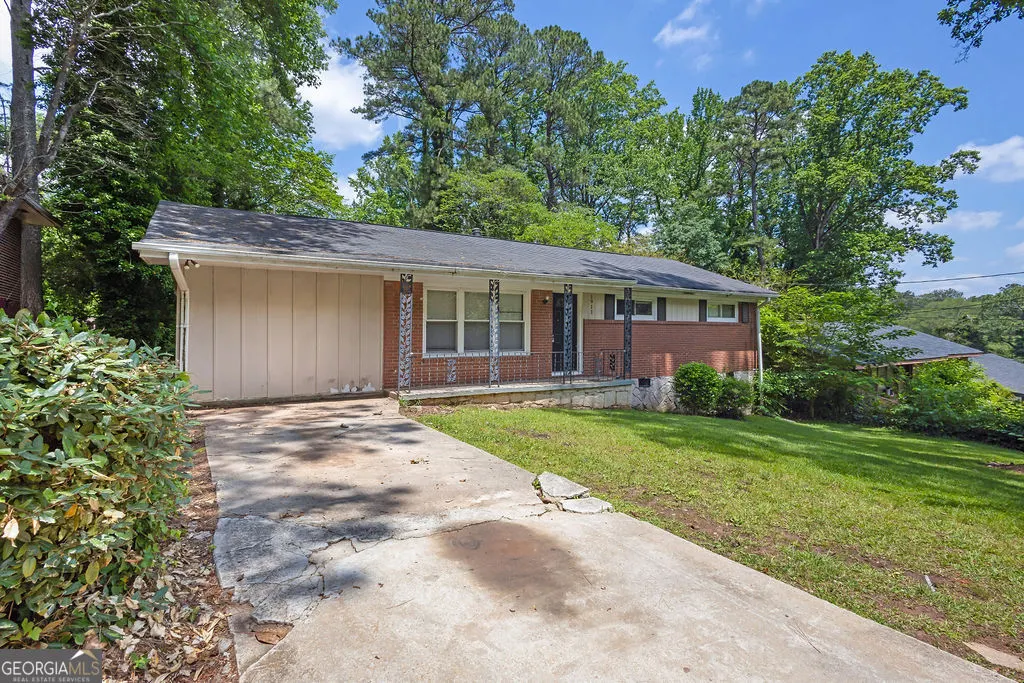 1911 Rosewood Road