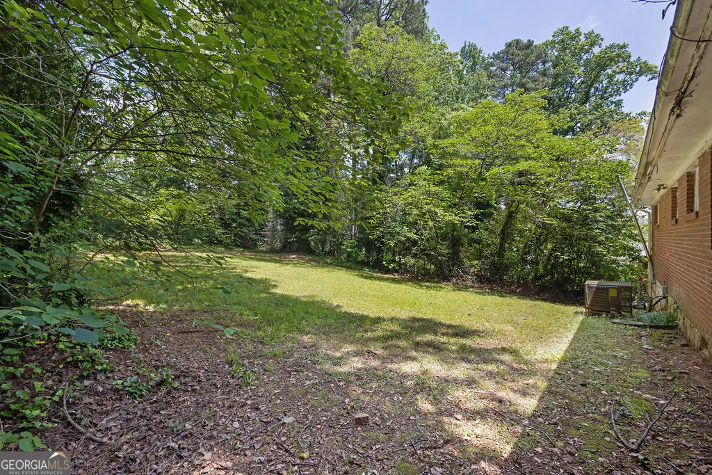 1911 Rosewood Road