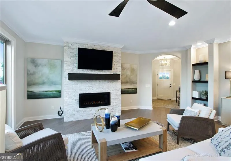 454 Sugarberry Lane