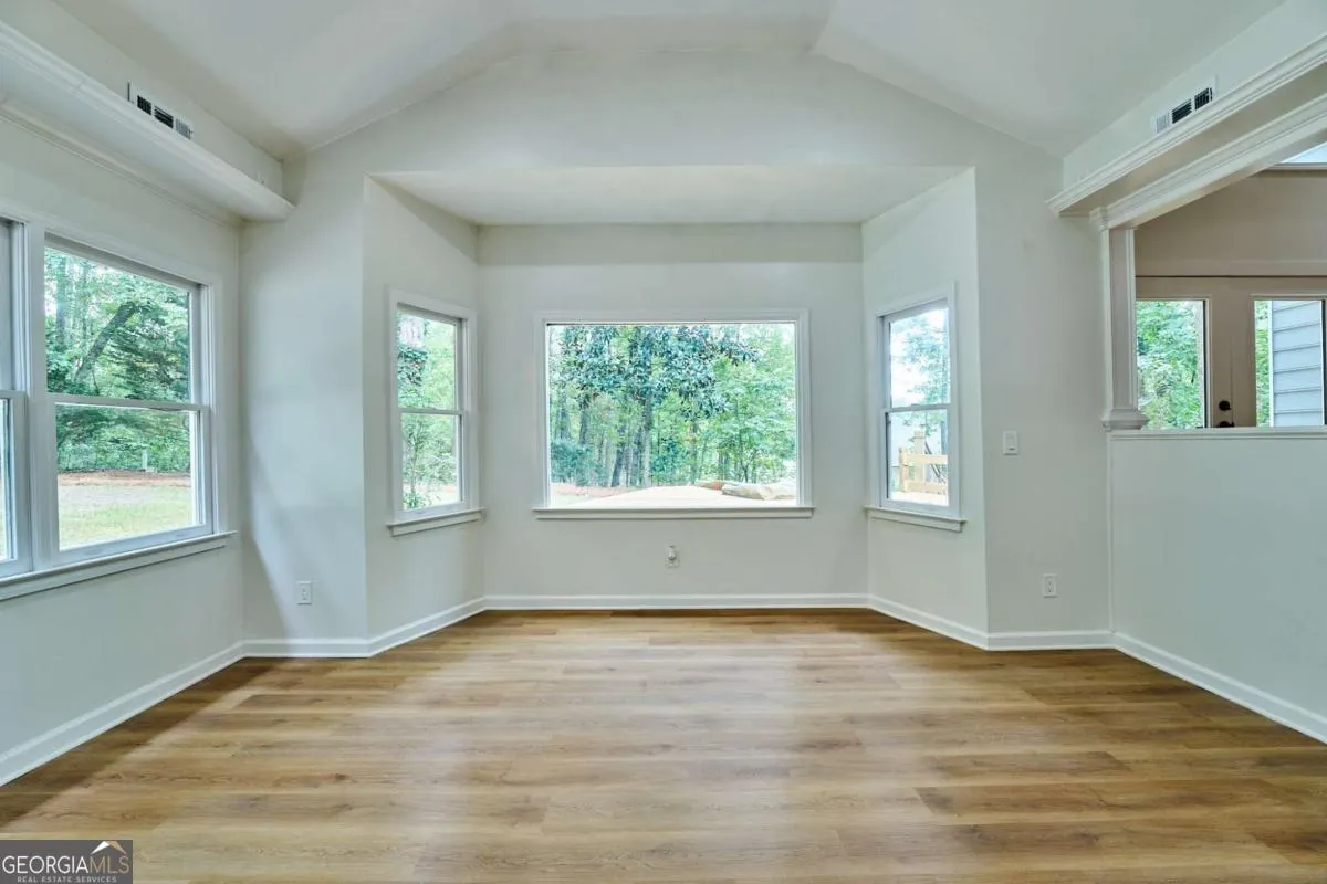 535 Emerald Parkway